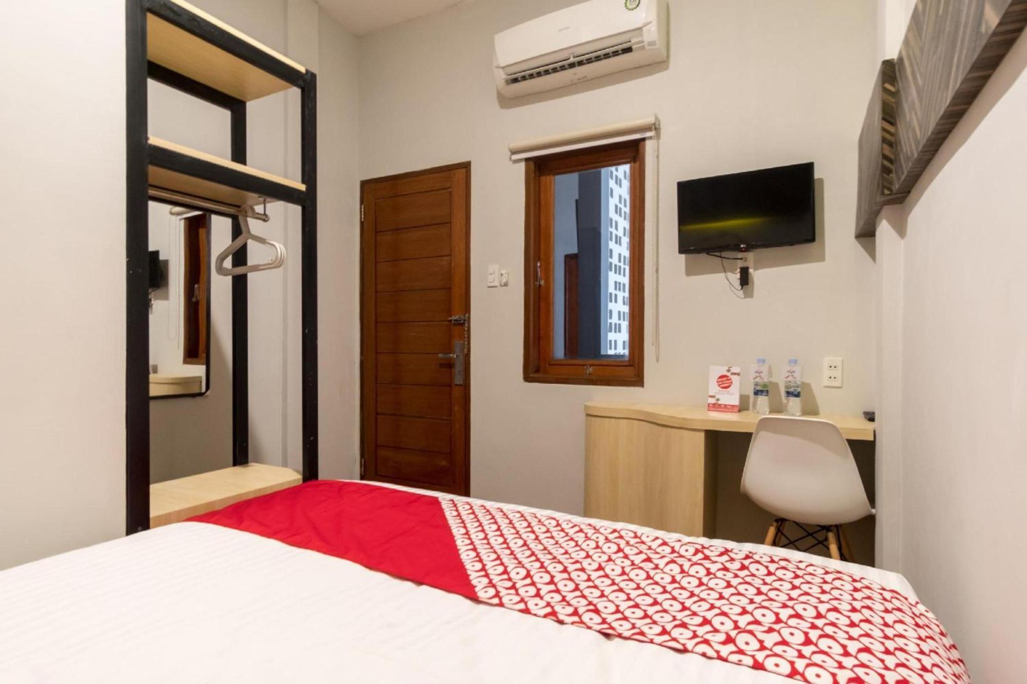 Super Oyo 456 Aljadid Guest House Medan Exteriér fotografie