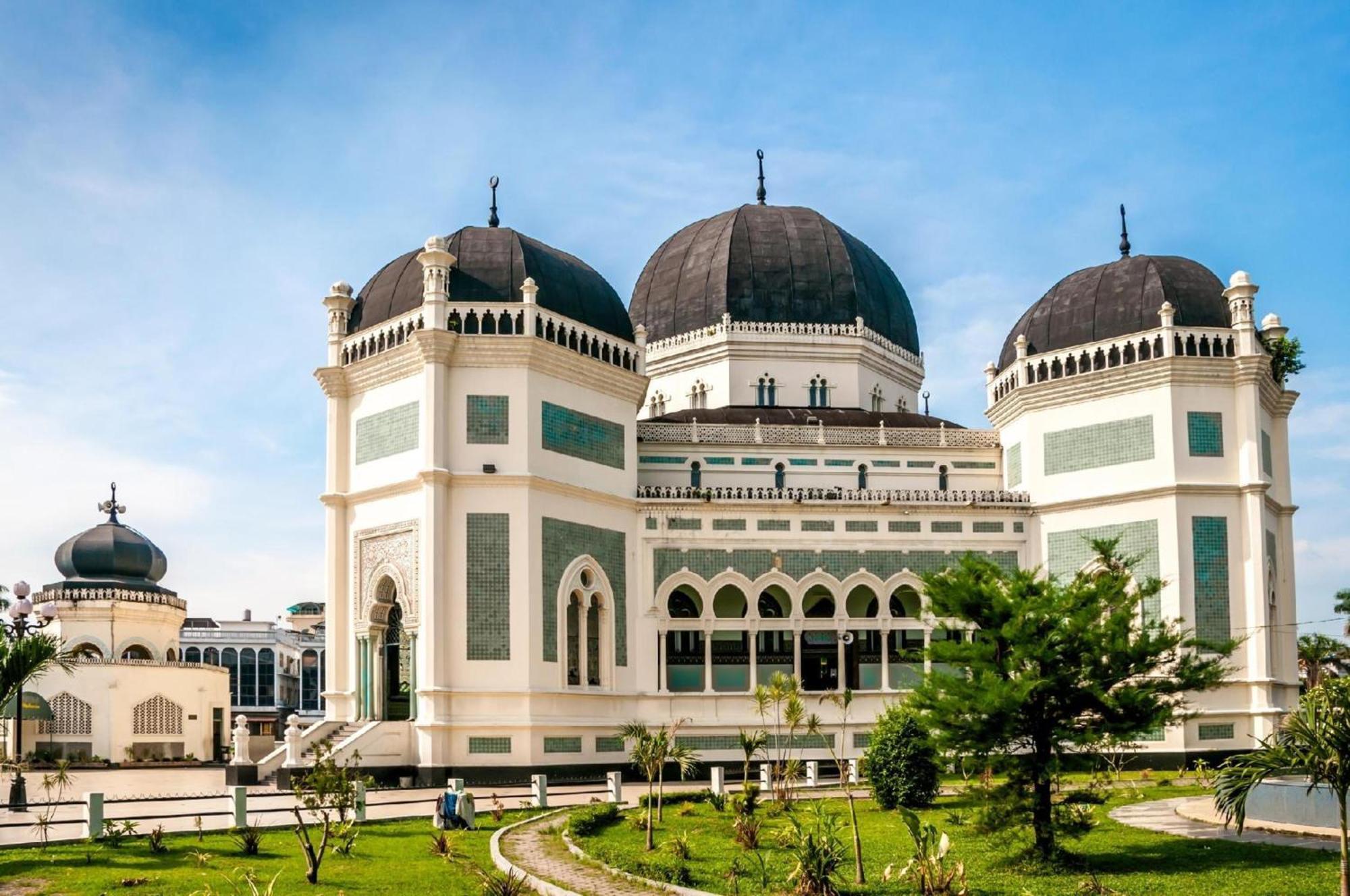 Super Oyo 456 Aljadid Guest House Medan Exteriér fotografie
